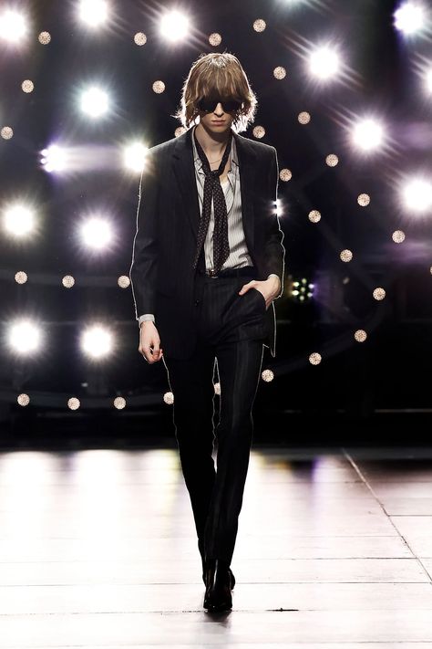 Celine Man Style, Rock Chic Outfits, Shawn White, Vogue Business, Yves Saint Laurent Men, Celine Fashion, Rock And Roll Fashion, Executive Woman, 2010s Fashion