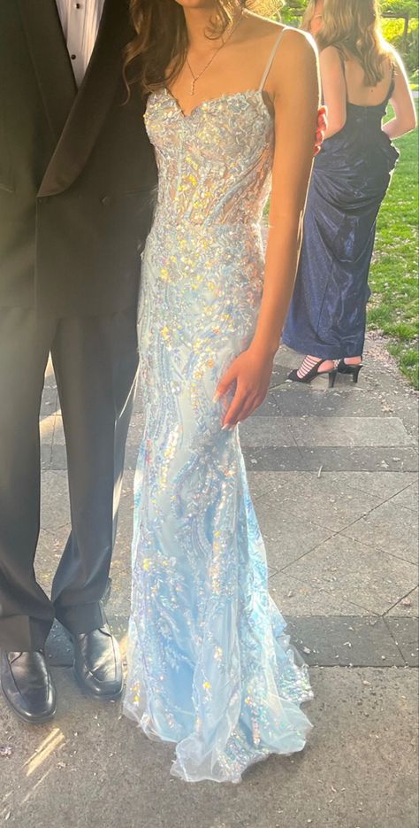 Light Blue Prom Dress Sherri Hill, Sherri Hill Light Blue Prom Dress, Prom Dresses Long Light Blue, Sparkly Prom Dress Aesthetic, Prom Dresses Light Colors, Baby Blue Fitted Prom Dress, Carolina Blue Dress, Prom Dress Blue Light, Sherri Hill Blue Dress