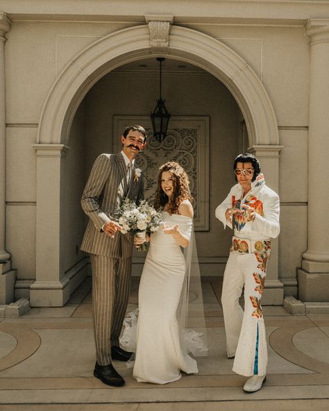 Classic cars and vintage signs bringing those timeless Vegas vibes. Las Vegas Elopement Photographer: @treeoflifelasvegas @treeoflifefilmsandphotos Wedding Venue: Juno Garden at Ceaser's Palace Florist: Ceaser's Palace Vegas Floral Preservation: @impressive.petals Hair & Makeup: @makeupinthe702 Wedding Dress: @grace_loves_lace Suit: @indochino Shoes: @ninewest Jewelry: @billigjewelers Classic Car Rental: @lasvegasimmersiveweddings Elvis Officiant: @travisallenelvis #elopement #las... Elvis Wedding Aesthetic, Elvis Impersonator Wedding, Vegas Vibes, Elvis Wedding, Elvis Impersonator, Lace Suit, Floral Preservation, Vegas Elopement, Las Vegas Elopement