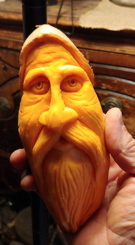 Sweet potato carved by R Reeves Potato Carving, Funny Fruits, Carved Pumpkins, Funny Fruit, Minions Funny, Pumpkin Carving, 3d Art, Sweet Potato, Pumpkins