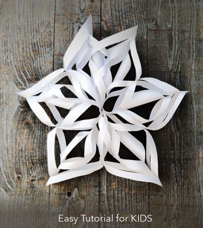 Like Sharon bairds? Snowflakes Tutorial, Lila Party, 3d Snowflakes, Snowflake Craft, Mexican Christmas, Winter Craft, Decoration Originale, Paper Snowflakes, Diy Holiday Decor