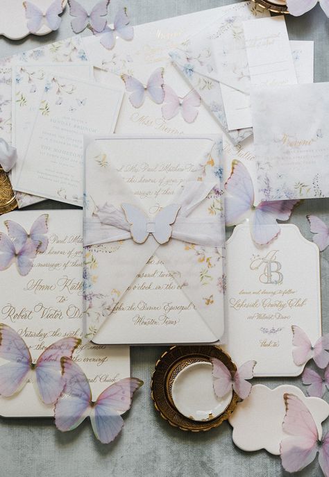 Purple butterfly themed wedding stationery and flat lay details. Head to the blog to see more of how this couple incorporated butterfly details into their wedding! Wedding Ideas Light Purple, Butterfly Theme Engagement Party, Lavender Wedding Stationery, Butterfly Wedding Reception, Butterfly Decor Wedding, Butterfly Save The Date, Wedding Inspo Purple, Wedding Invitations Butterfly, Butterfly Themed Wedding Ideas