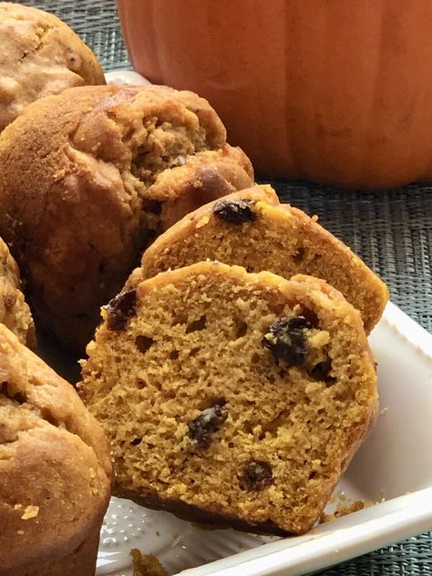 Pumpkin Bread With Raisins, Pumpkin Muffins With Raisins, Pumpkin Raisin Bread, Pumpkin Raisin Muffins, Carrot Raisin Muffins, Date Muffins, Healthy Harvest, Pumpkin Yogurt, Bread Quick