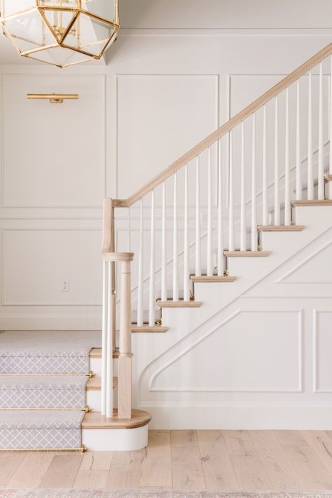 Portfolio — Caitlin Creer Interiors Colonial Staircase, Steve Tiek, Wood Railings For Stairs, Interior Remodeling, Luxury Staircase, Stair Banister, Staircase Runner, Staircase Railing Design, Homestead House