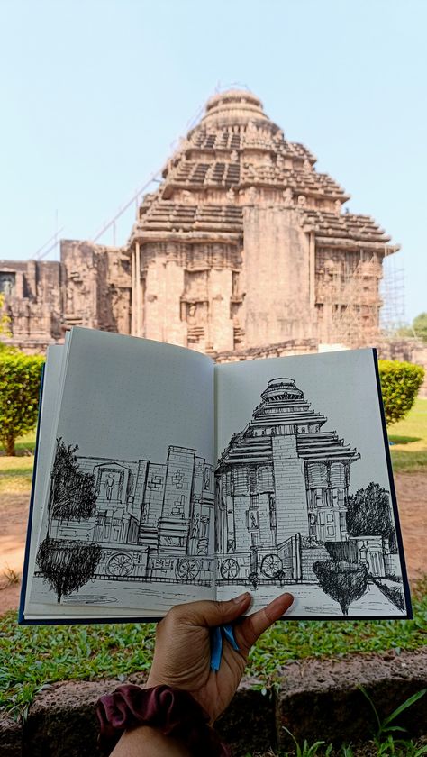 Colour Pen Art Sketch, Temple Sketches Indian Easy, Temple Sketches Indian, Temple Drawing Indian Simple, Temple Sketch, Dravidian Architecture, Pen Sketching, Micron Pen Art, Live Sketch