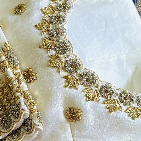 Blouse Work Designs Pattu, Blouses For Saree, Gold Blouse Designs, Fashionable Saree, Embroidery Belt, Shading Drawing, Bridal Blouses, Traditional Blouse Designs, Latest Model Blouse Designs