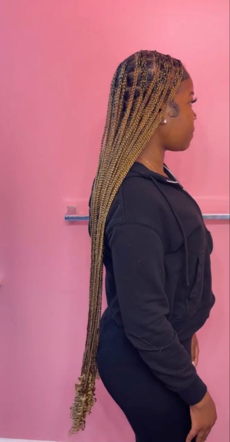 Copper Knotless Braids, Honey Blonde Braids Black Women, Hair Braid Designs, Braided Hairstyles For Teens, Blonde Box Braids, Blonde Braids, Hair Braid Videos, Cute Braided Hairstyles, Box Braids Hairstyles For Black Women