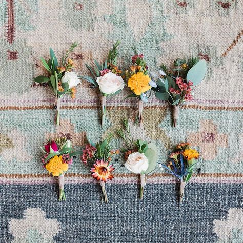 Ashley Austin’s Instagram post: “Boho boutonnieres with all the fall wedding vibes 🍂✨⠀ .⠀ photo by @gideonphoto 💙⠀ ⠀ ⠀” Marigold Boutonniere, Strawflower Boutonniere, Marigold Wedding Colors, Marigold Wedding Bouquet, Fall Harvest Wedding, Fall Boutonniere, Fall Boutonnieres, Marigold Wedding, Julian California