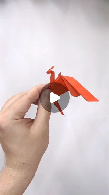 "Origami library" on YouTube on Instagram Origami Instructions Dragon, Dragon Origami, Origami Animal, Origami Tutorial Easy, Paper Dragon, Origami Dragon, Dragon Crafts, Dragon Puppet, Origami Instructions