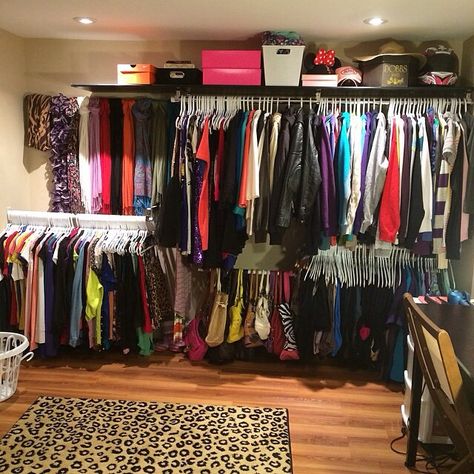 Closet space / room / storage / organization / pretty / women's / teen Lots Of Clothes Closet Aesthetic, Clothes Closet Aesthetic, Cuartos Ideas, Room Storage Organization, Spare Room Closet, Decor Closet, Lots Of Clothes, Bookshelf Room, Closet Diy