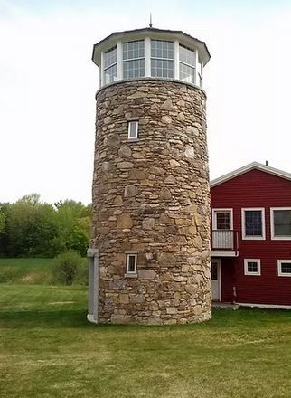 Kent Connecticut, Silo Art, Round House Plans, Earth Sheltered Homes, Silo House, Irish Rock, Observation Tower, Grain Silo, Stone Tower