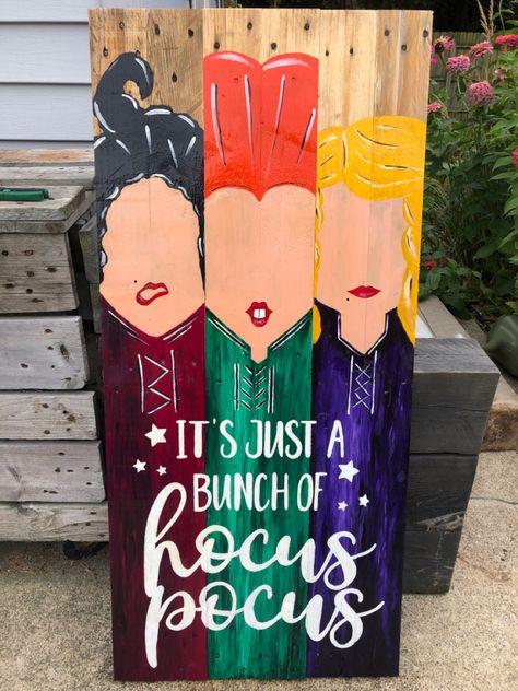 #hocuspocus #pallet #palletproject #palletsigns #halloweendecorations Fall Wood Pallet Ideas, Pallet Halloween Decor, Halloween Decorations With Pallets, Pallet Halloween Projects, Pallet Painting Ideas, Fall Pallet Projects, Halloween Pallet Signs, Halloween Pallet Projects, Pallet Halloween Decorations