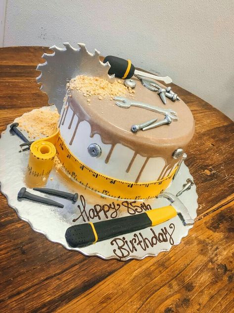 Construction Birthday Cake, Tårta Design, Construction Cake, Dad Birthday Cakes, Decorative Cakes, 3rd Birthday Cakes, 40th Birthday Cakes, Tool Cake, 50th Birthday Cake