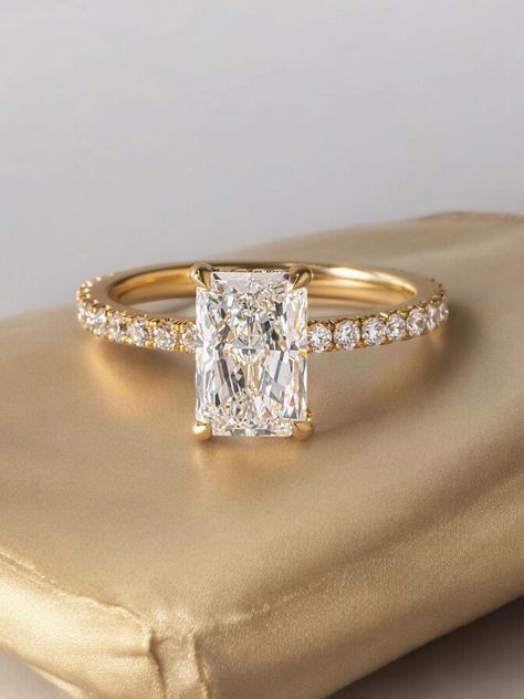 Make your proposal unforgettable with our stunning Radiant Cut Moissanite Wedding Ring, crafted in luxurious 18K solid yellow gold. Featuring a hidden halo design, this engagement ring for women sparkles with timeless elegance and brilliance. Perfect for the best wedding proposal, this ring combines classic beauty with modern sophistication, ensuring a cherished symbol of your love for years to come. ✥𝐌𝐚𝐢𝐧 𝐒𝐭𝐨𝐧𝐞 𝐃𝐞𝐭𝐚𝐢𝐥𝐬 → Shape: Radiant Cut Moissanite → Weight: 2.00 Ct  → Color: