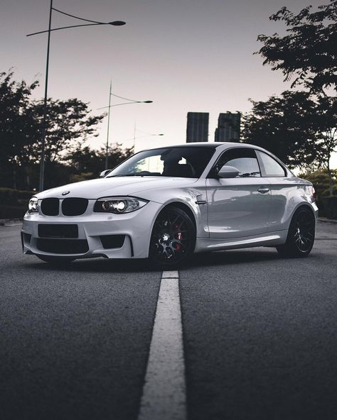 BMW 1 Series M Bmw 120, Bmw White, Bmw E87, Good Looking Cars, Bmw Wallpapers, Bmw M2, Bmw 1 Series, Sport Car, Sports Wallpapers