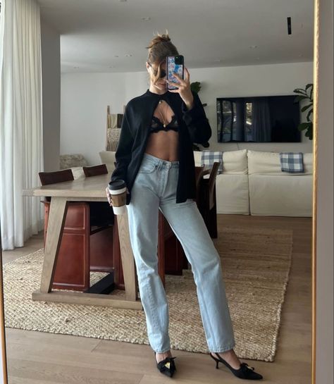 Olivia Jade Hair, Olivia Jade Outfits, Outfit Inspo 90s, Jade Outfits, Rich Mom Aesthetic, Old Money Aesthetic Outfit, Fashion 90s Style, Statement Fashion Pieces, Rich Mom