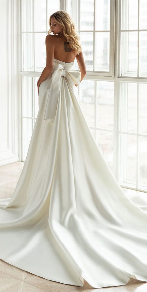 2024 Wedding Dresses Sleeves, Debut Dresses, Eva Lendel, Satin Mermaid Wedding Dress, Gown Princess, Bow Wedding Dress, Classy Wedding Dress, Pnina Tornai, Dream Wedding Ideas Dresses