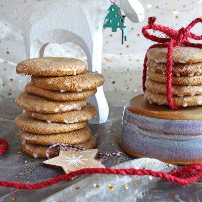 Gluten Free Lebkuchen Cookies Lebkuchen Cookies Recipe, Best Ginger Cookies, Gluten Free Ginger Cookies, Gingerbread Brownies, Lebkuchen Cookies, Fiesta Recipes, German Christmas Cookies, Gluten Free Christmas Cookies, Ricotta Cookies