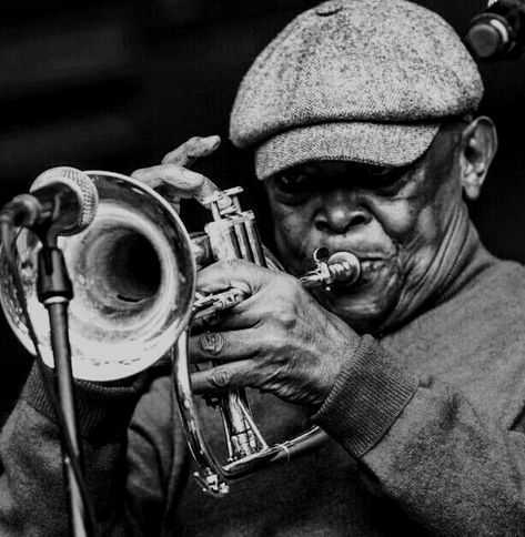 Hugh Masekela, Jazz And Blues, Blues Musicians, Jazz Artists, Jazz Art, Louis Armstrong, Smooth Jazz, Jazz Musicians, Music Promotion