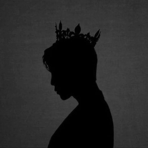 Crown Silhouette, Black Pictures, Christmas Loungewear, Dark Triad, Kpop Albums, Royal Aesthetic, Black Crown, Insta Profile Pic, Black Picture