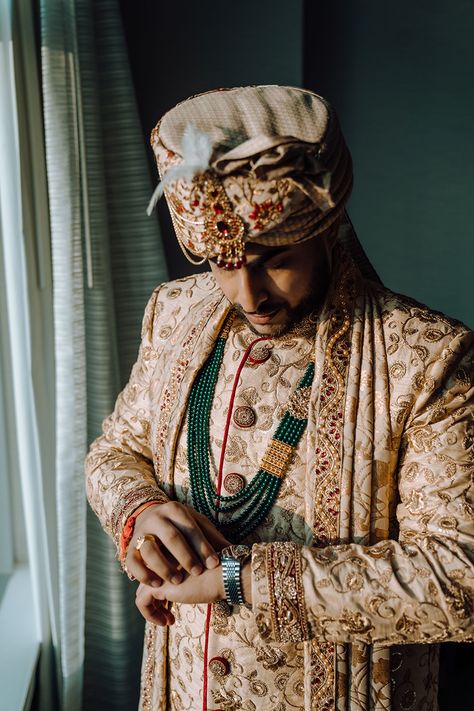 Nipun    Mitsu // Virginia South Asian Wedding by Catch Motion Studios Varraja Pose, Dulha Single Pose Wedding Photos, Dulha Photo, Dulha Single Pose, Groom Poses Indian, Dulha Pose, Bride Groom Photoshoot, शादी की तस्वीरें, Sherwani For Men Wedding