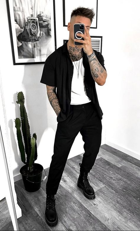 Black Clothes Men Aesthetic, Men Rock Concert Outfit, Men’s Dark Outfits, Men’s Rock Concert Outfit, Warped Tour Outfit Men, Edgy Man Outfit, Men’s Techno Outfit, Mens Summer Concert Outfits, Mens Goth Style