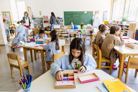 Girona Spain, Sewing Room Design, Montessori Education, Elementary Teacher, Training Center, Teacher Training, Private School, Sewing Room, Montessori