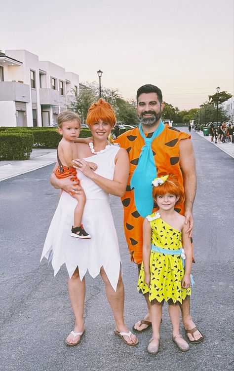 Flintstones Halloween Costumes Family, Flintstones Family Costume Diy, Flinstones Costumes Family, The Flinstone Family Costume, Flint Stones Family Costume, Halloween Costumes For 4 Family, Halloween Costumes Flintstones, Flinstones Halloween Costumes Family, Family Of 4 Costume Ideas