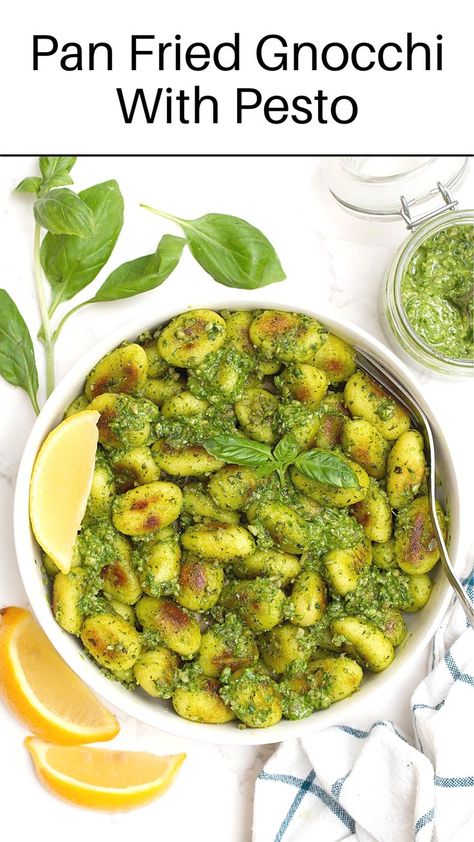 Gnocchi with pesto Vegan Pesto Gnocchi, Gnocchi With Pesto, Crispy Gnocchi, Fried Gnocchi, Pan Fried Gnocchi, Gnocchi Pesto, Pesto Gnocchi, Nut Free Pesto, Spinach Pesto