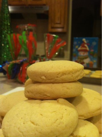 Kitchen's Joi: Old Fashion Southern Style Tea Cakes (The way I remember them) Old Fashion Tea Cake Recipe, Tea Cake Cookie Recipe, Old Fashioned Tea Cakes, Tea Cookies Recipe, Mmm Cookies, Tea Cakes Southern, Dinner Board, Tea Cake Cookies, Bake Something