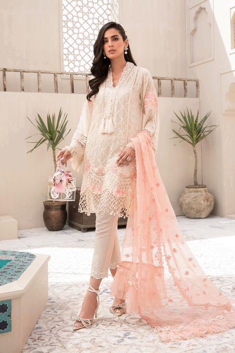 Shop the latest trends of Maria B Lawn 2020 - 2021 Unstitched/ready to wear 3 Piece Suits Spring/Summer 2021. Customise Maria B Clothes at LebaasOnline in sizes. Maria B's latest lawn, digital print attire and MBROIDERED Pakistani Designer Clothing for Women for fast & free shipping UK, USA, Canada and worldwide Asian Party Wear, Maria B Lawn, Fancy Embroidery, Pakistani Dresses Online, Eid Outfits, Pakistani Designer Suits, Lawn Dress, Desi Clothes, Pakistani Salwar Kameez