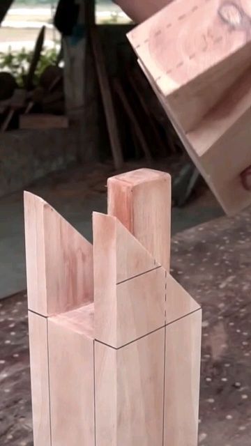 Wood Joints Corner, Easy Woodworking Projects Diy, Diy Beer, Diy Bench Outdoor, Mirror Frame Diy, Wood Slice Crafts, Wood Joints, Small Woodworking Projects, Woodworking Ideas Table