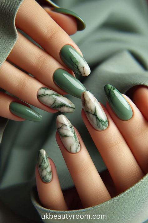 17 Cute Ideas for St. Patrick’s Day Nails in 2024 Green And White Nail Art, Acrylic Nail Inspo Aesthetic, Nail Art Pics, Pastel Nail Art, Latest Nail Designs, St Patricks Day Nails, Green Nail Designs, Irish Culture, Her Nails