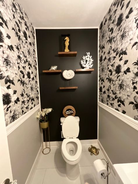 Edgy Half Bathroom Ideas, Water Closet Ideas Luxe, Fancy Half Bathroom Ideas, Toilet Stall Ideas Master Bath, Toilet Room Wall Ideas, Black Water Closet Bathroom, Black And White Water Closet, Half Bath Design Ideas Modern, Aesthetic Bathroom Decor Vintage