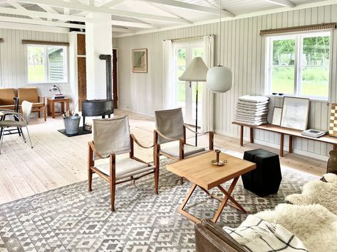 Danish Cabin Interior, Danish Summer House Interior, Danish Cabin, Summer House Interior, Danish Summer House, Danish Summer, Summer House Interiors, Summer Cabin, Cabin Inspiration