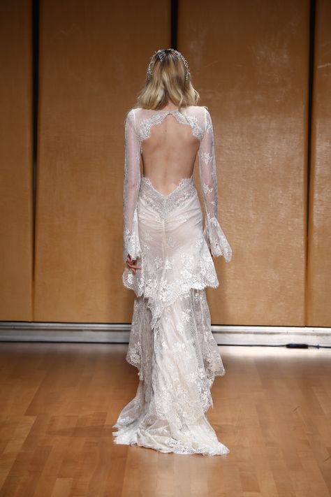 Fall Wedding Dress Backless, Backless Lace Long Sleeve Wedding Dress, White Lace Back Backless Dress, Untraditional Wedding Dress, Inbal Dror Bridal, Inbal Dror Wedding Dresses, Vivienne Westwood Wedding, Queen Wedding Dress, Inbal Dror