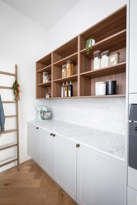 Tom And Sarah Jane Kitchen, Cloud Burst Caesarstone, Caesarstone Black Tempal, Kitchen Island Bench Timber And Stone, Frosty Carrina Caesarstone, The Block 2022, The Block Kitchen, Best Kitchens, 2022 Kitchen