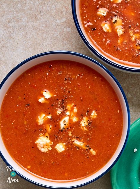 Roasted Red Pepper and Feta Soup - Pinch Of Nom Roasted Red Pepper And Feta Soup, Toasted Red Pepper And Tomato Soup, Roasted Feta Soup, Roasted Red Bell Pepper Soup, Red Bell Pepper Soup, Feta Soup, Roasted Pepper Soup, Leftover Ideas, Bell Pepper Soup