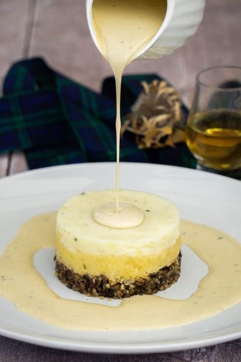 Whisky Sauce for Haggis - Scottish Scran Haggis Recipe, Haggis Neeps And Tatties, Vegetarian Haggis, Tattie Scones, Traditional Scottish Food, Whisky Sauce, Bon Bons Recipe, Scottish Breakfast, Scottish Recipes