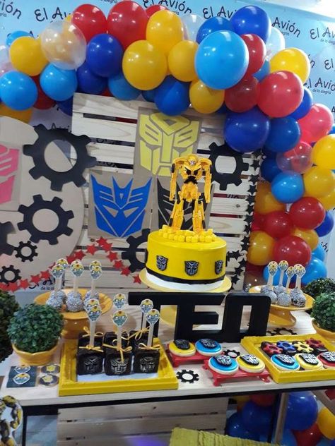 Transformers Birthday Dessert Table, Transformers Dessert Table, Transformers Theme Party, Bumblebee Party Transformers, Transformers Bday Party Ideas, Transformers Balloon Garland, Bumblebee Birthday Party Transformers, Transformers Bumblebee Birthday, Diy Transformers Party Ideas