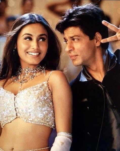 Kabhi Khushi Kabhie Gham, Rani Mukherji, 90s Bollywood Fashion, Vintage Bollywood Aesthetic, 90s Bollywood Aesthetic, Retro Bollywood, 90s Bollywood, Bollywood Couples, Bollywood Outfits