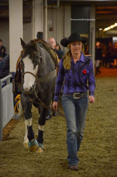 amber marshall/amy fleming 😎 Heartland Horses, Amy Heartland, Heartland Georgie, Watch Heartland, Heartland Actors, Heart Land, Point Photography, Amy Fleming, Heartland Cbc