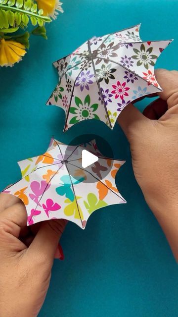 Paper Craft Umbrella, Mini Umbrella Diy, Umbrella Diy Craft, Diy Umbrella, Umbrella Craft, Paper Umbrella, Umbrella Decorations, Kids Umbrellas, Small Umbrella