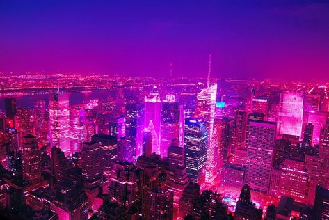 Pink New York Aesthetic, New York Aesthetic Wallpaper, Nyc Aesthetic Wallpaper, Pink Neon Wallpaper, New York Aesthetic Girl, Pink New York, Purple City, New York City Aesthetic, New York Wallpaper