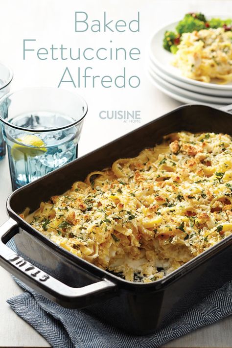 Baked Fettuccine Alfredo takes little effort to prepare and makes enough to feed a crowd. This recipe makes 6 servings in under an hour and a half. Baked Fettuccine, Fettuccine Alfredo Recipe, Meatless Mains, Alfredo Recipes, Broiled Chicken Breast, Creamy Pumpkin Soup, Fresh Bread Crumbs, Fettuccine Alfredo Recipes, Cheesy Chicken Broccoli