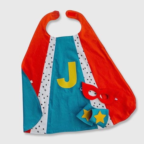 Olivia Drawing, Superhero Cape Pattern, Diy Superhero Cape, Kids Capes, Superhero Capes For Kids, Cape Superhero, Boys Cape, Skunk Costume, Super Hero Capes For Kids