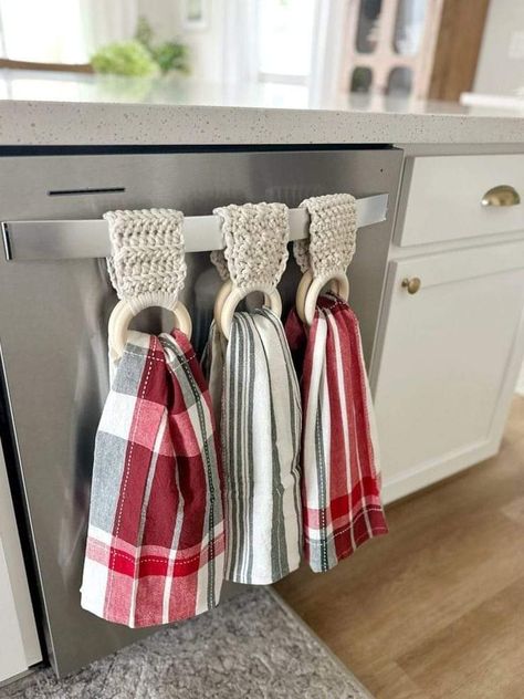 Crochet Towel Holders, Crochet Towel Topper, Lucet, Towel Holders, Crochet Towel, Crochet Kitchen, Crochet Dishcloths, Crochet Home Decor, Crochet For Home