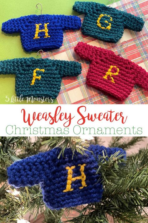 Crocheted Sweaters, Weasley Sweater, Harry Potter Christmas Ornaments, Sunflower Keychain, Harry Potter Crochet, Crochet Ornament Patterns, Crocheted Christmas, Mini Wreath, Crochet Christmas Gifts