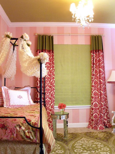 A crystal chandelier, dramatic pink and green drapes and canopy bed give this little girl's room a Parisian feel. A simple glass side table holds a pink arrangement of daisies that match the striped pink wallpaper. Paris Style Bedroom, Sophisticated Girls Room, Contemporary Kids Room, Lovely Bedroom, Paris Rooms, Striped Walls, Girly Room, Big Girl Rooms, Pink Room