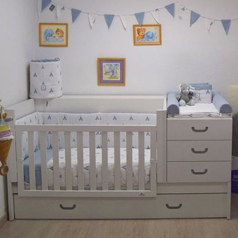 Baby Crib Designs, Baby Crib Diy, Baby Beds, Cozy Baby Room, Crib Design, Baby Cribs Convertible, Baby Cot Bedding, Baby Corner, Baby Room Organization